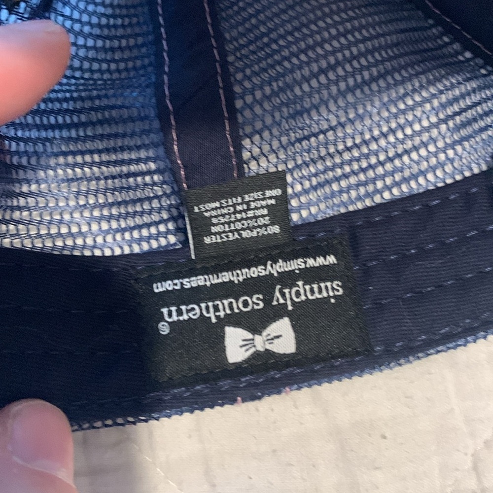 Simply Souther Trophy Wife Adjustable Hat EUC - Picture 7 of 8